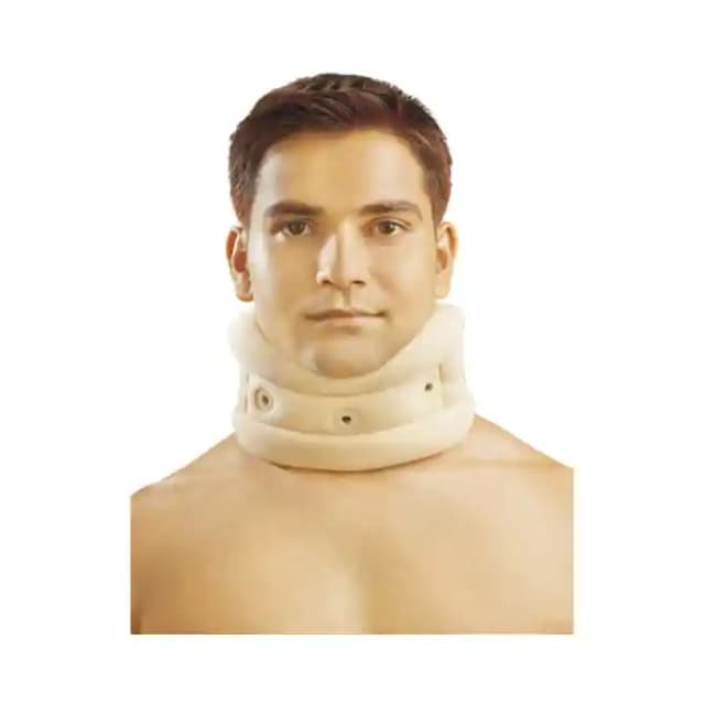 Dyna 1001 Soft Cervical Collar Small (1 Box Of 1 Device)