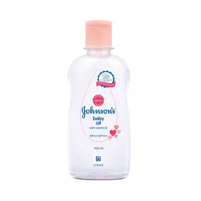 Johnsons Baby Oil with Vitamin E (1 Bottle of 100 ml Oil)