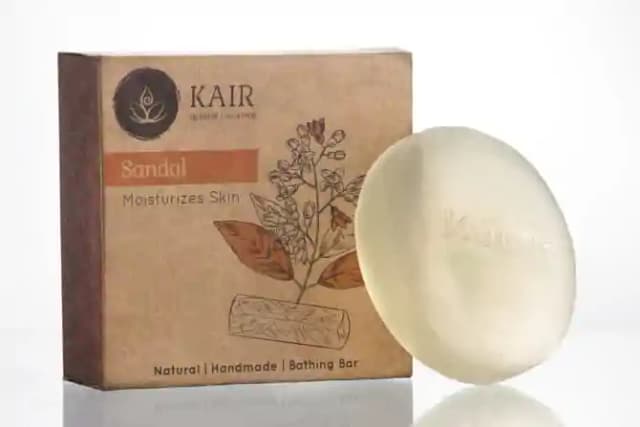 Kairali Sandal Soap (1 Packet Of 100 gm Soap)